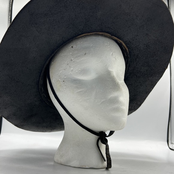 Crocodile Dundee Leather Outback W/ 2 Teeth Under Neck Tie Hat - Picture 6 of 12